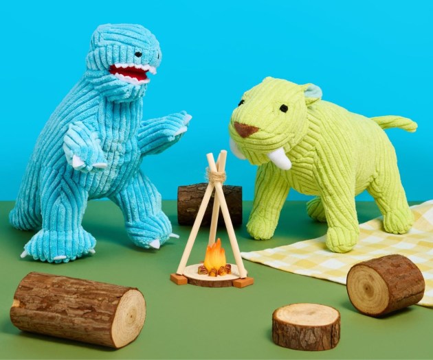sabre tooth and t rex lifestyle